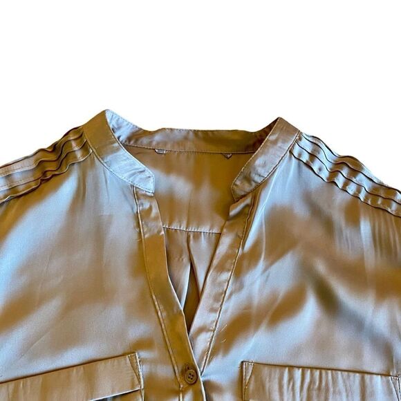 Gold Loose Fitting Blous - Picture 3 of 8